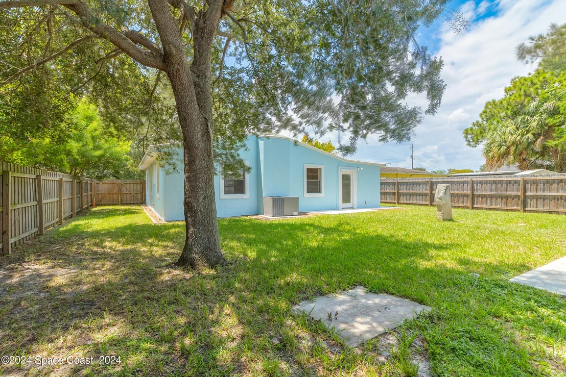Photo of 719 Camellia Drive