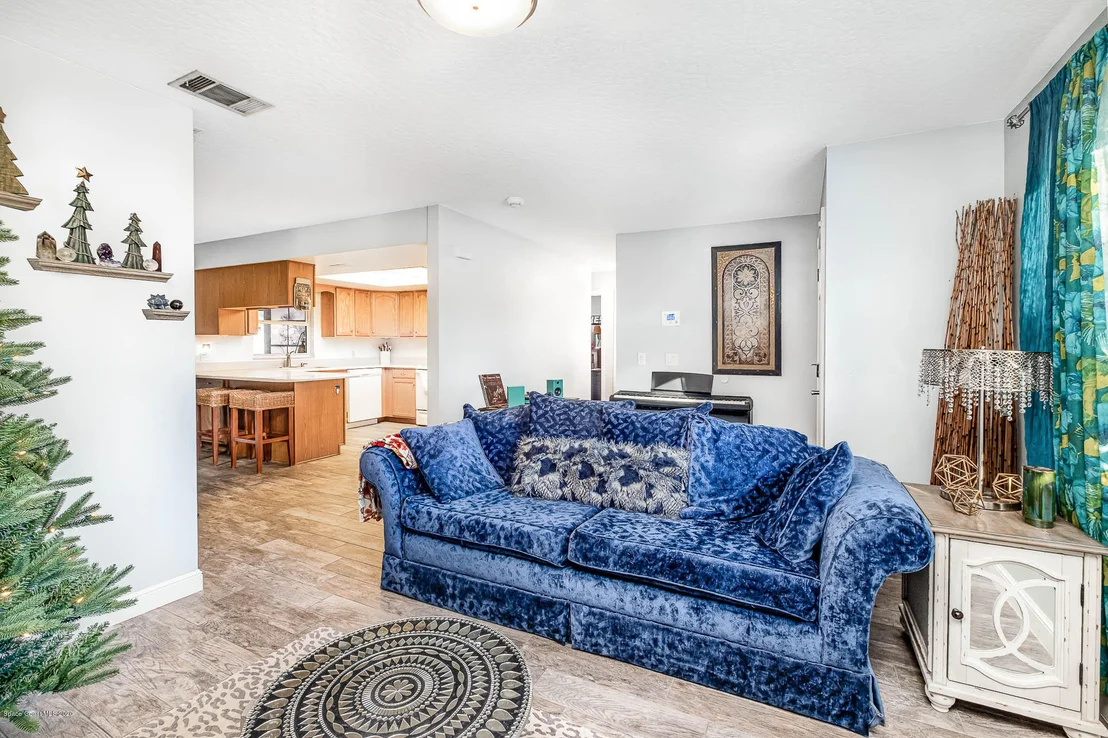 Photo of 990 Sycamore Drive