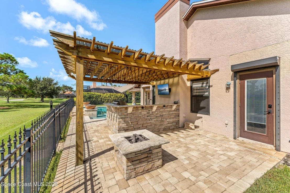 Photo of 673 Spring Lake Drive