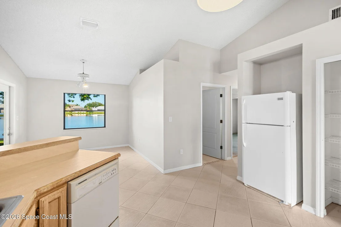 Photo of 2086 Lionel Drive