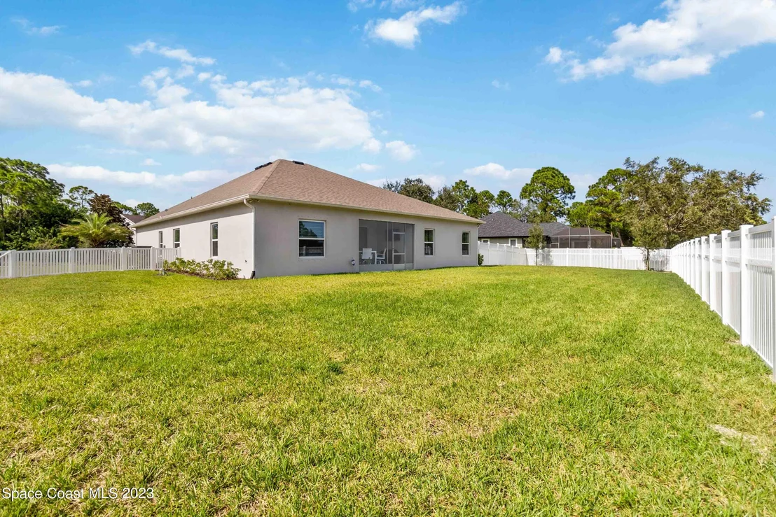 Photo of 2173 Windbrook Drive