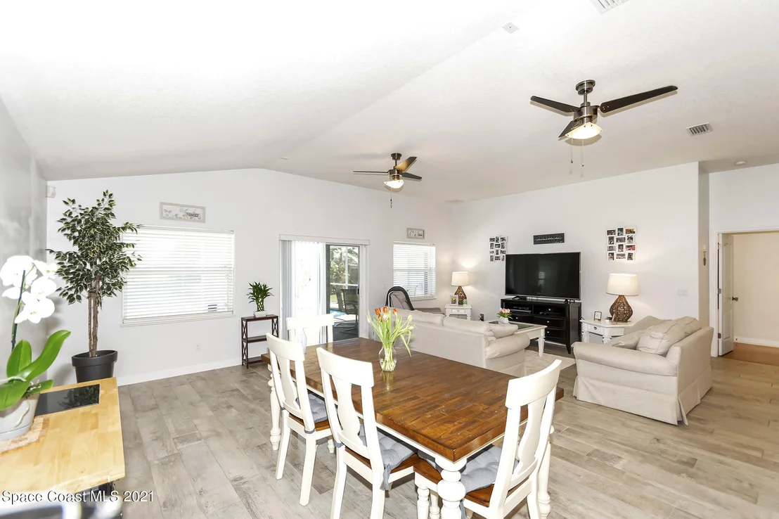Photo of 5390 Somerville Drive