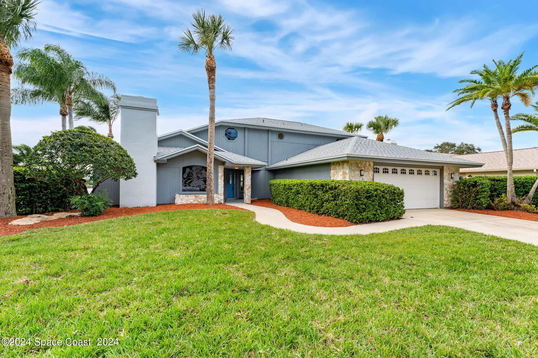 Photo of 670 Rossmoor Circle