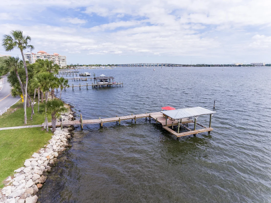 Photo of 415 Rockledge Drive
