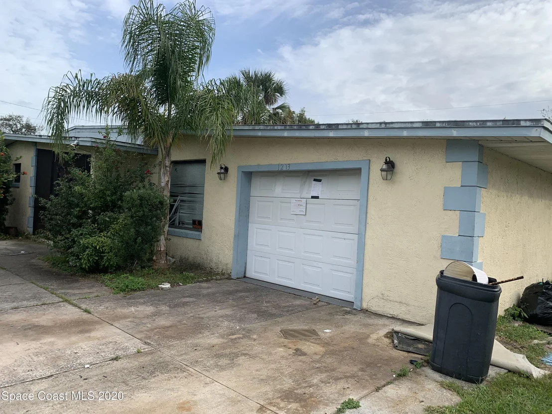 Photo of 1203 Myrtle Lane