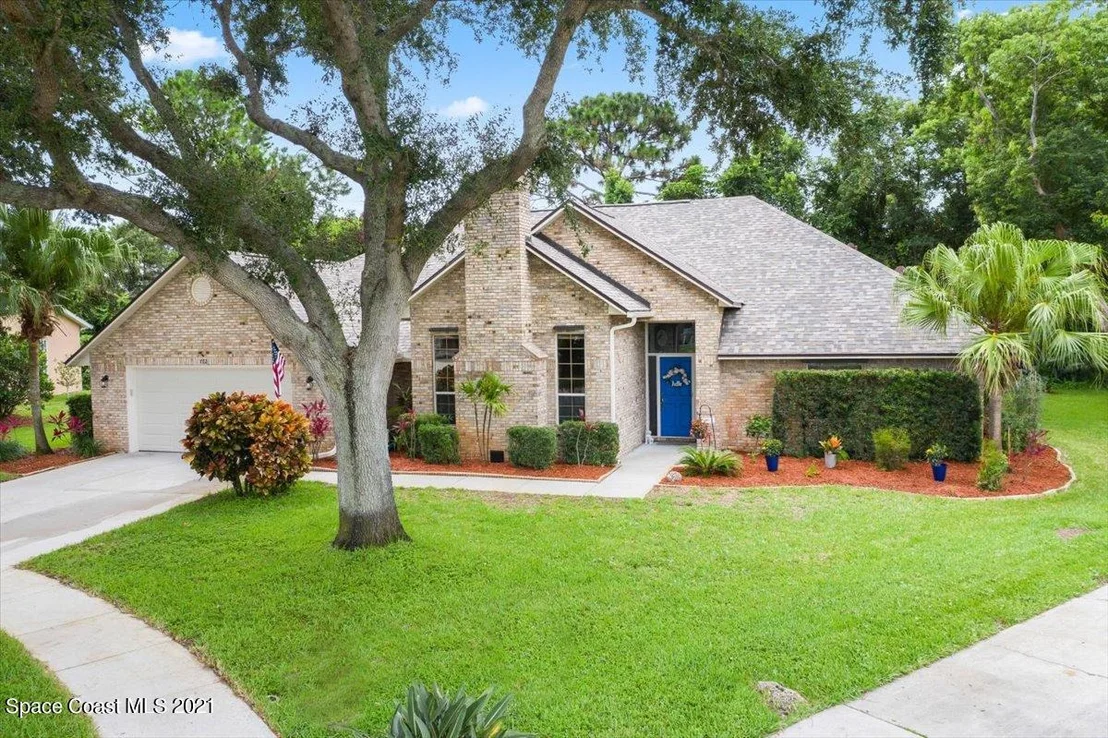 Photo of 772 Lake Drive