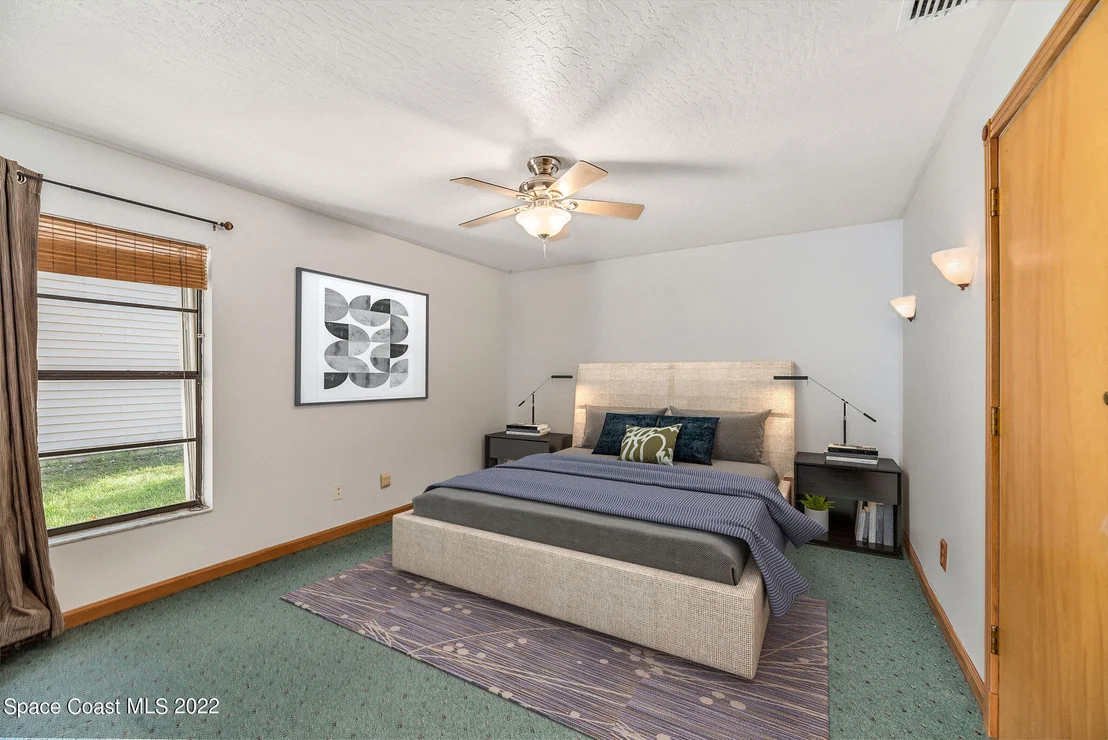 Photo of 4280 Silver Lake Drive