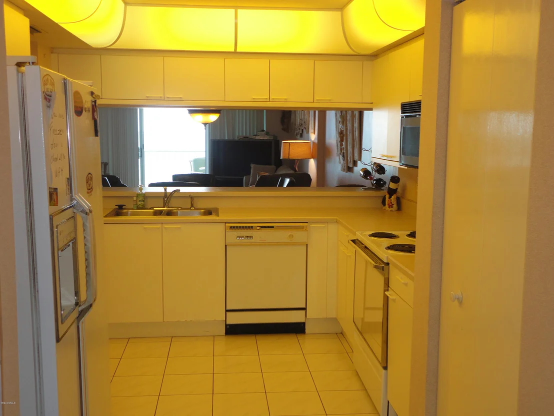 Photo of Unit 708 at 3400 Ocean Beach Boulevard