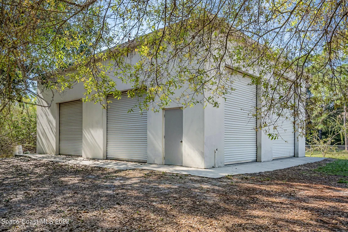 Photo of 2002 Mattison Drive NE