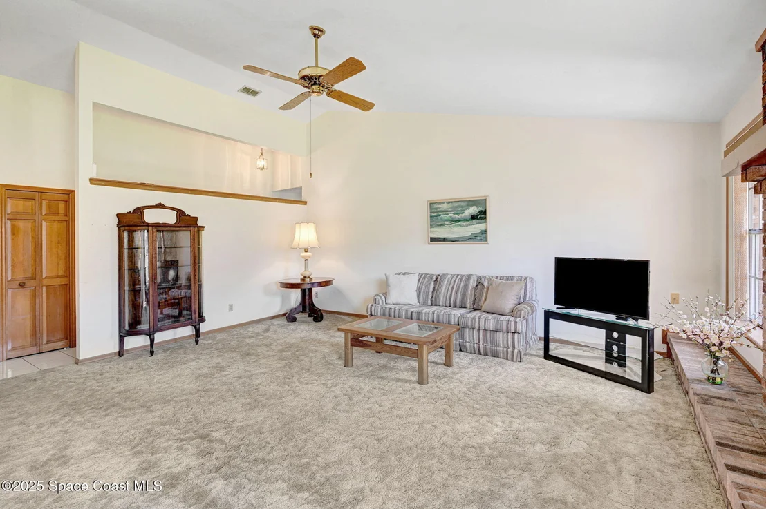 Photo of 2977 Saint Helens Way