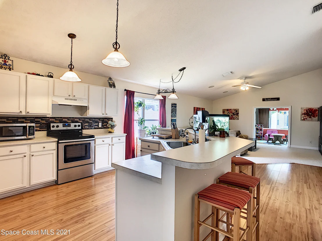 Photo of 893 Shaw Circle