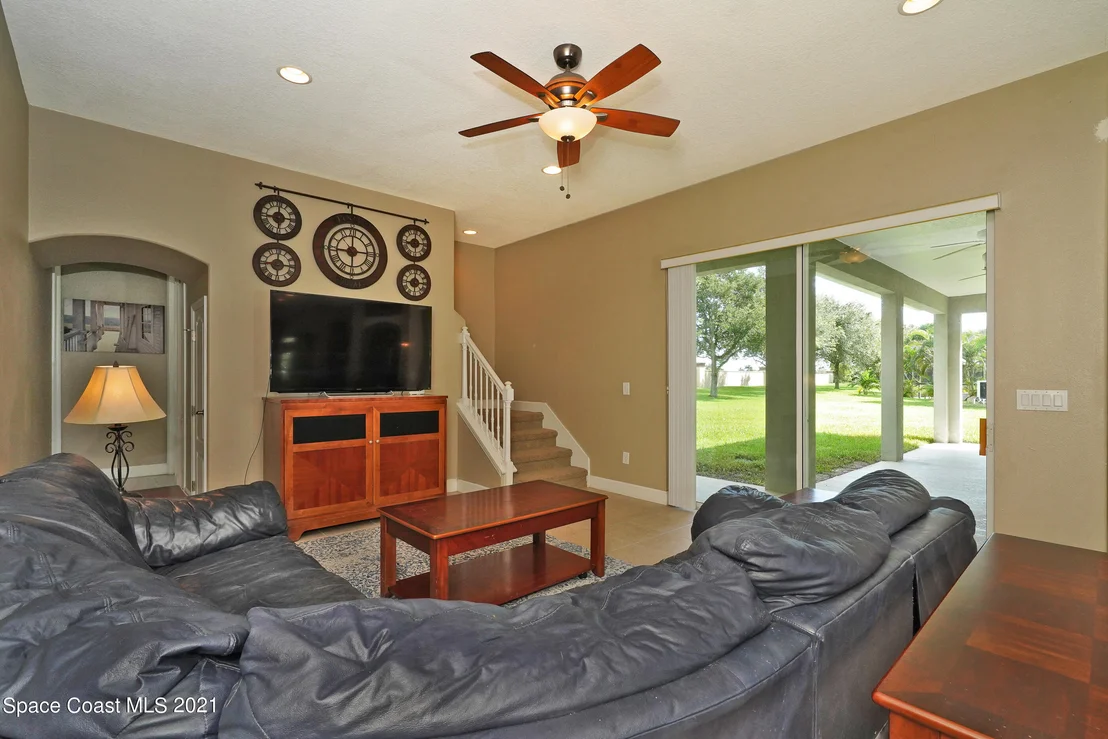 Photo of 5830 Rusack Drive