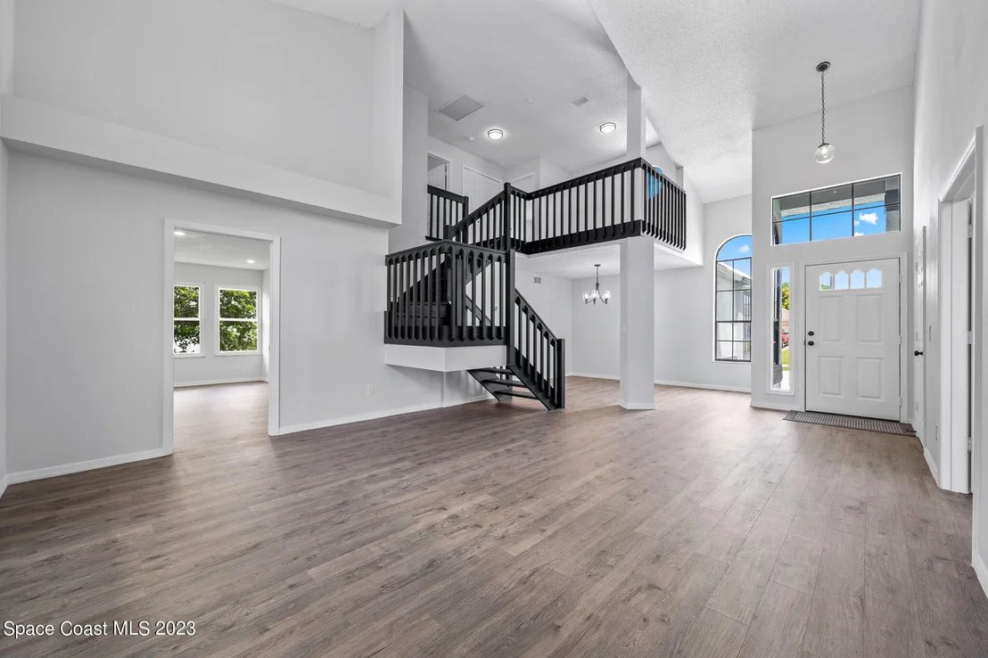 Photo of 817 Seven Gables Circle SE