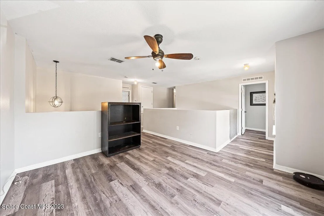 Photo of 6041 Ridge Lake Circle