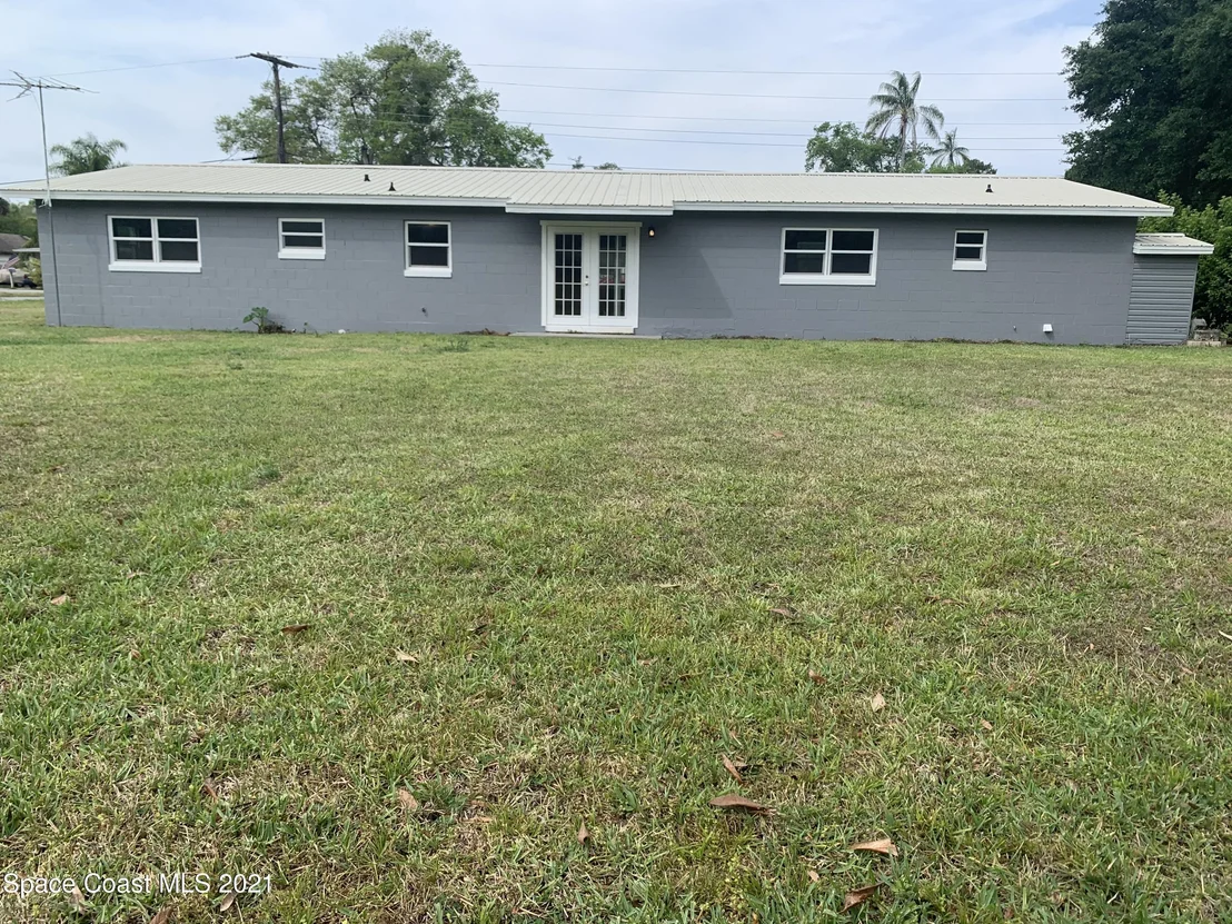 Photo of 6033 Palm Street