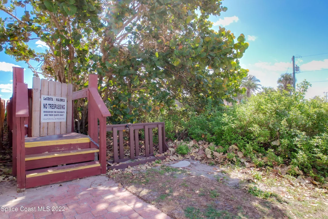 Photo of 348 Las Olas Drive