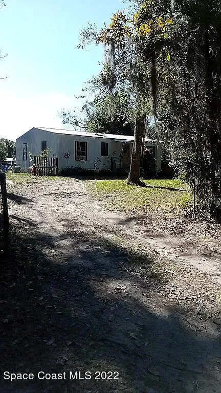 Photo of 2595 Parrish Road