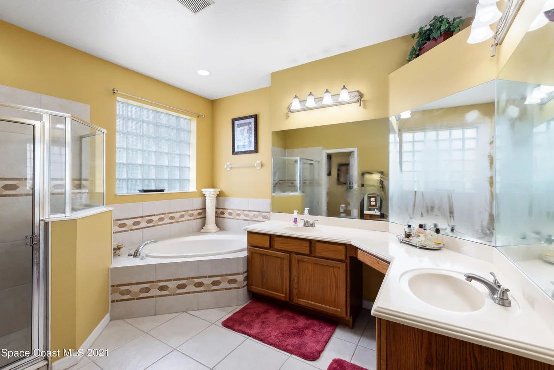 Photo of 3416 Peninsula Circle