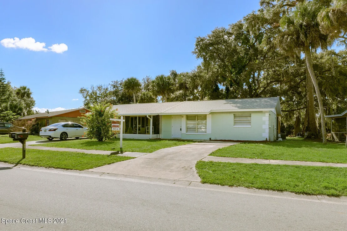Photo of 728 Lunar Lake Circle