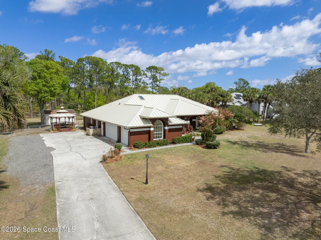 Photo of 4920 Shade Tree Street