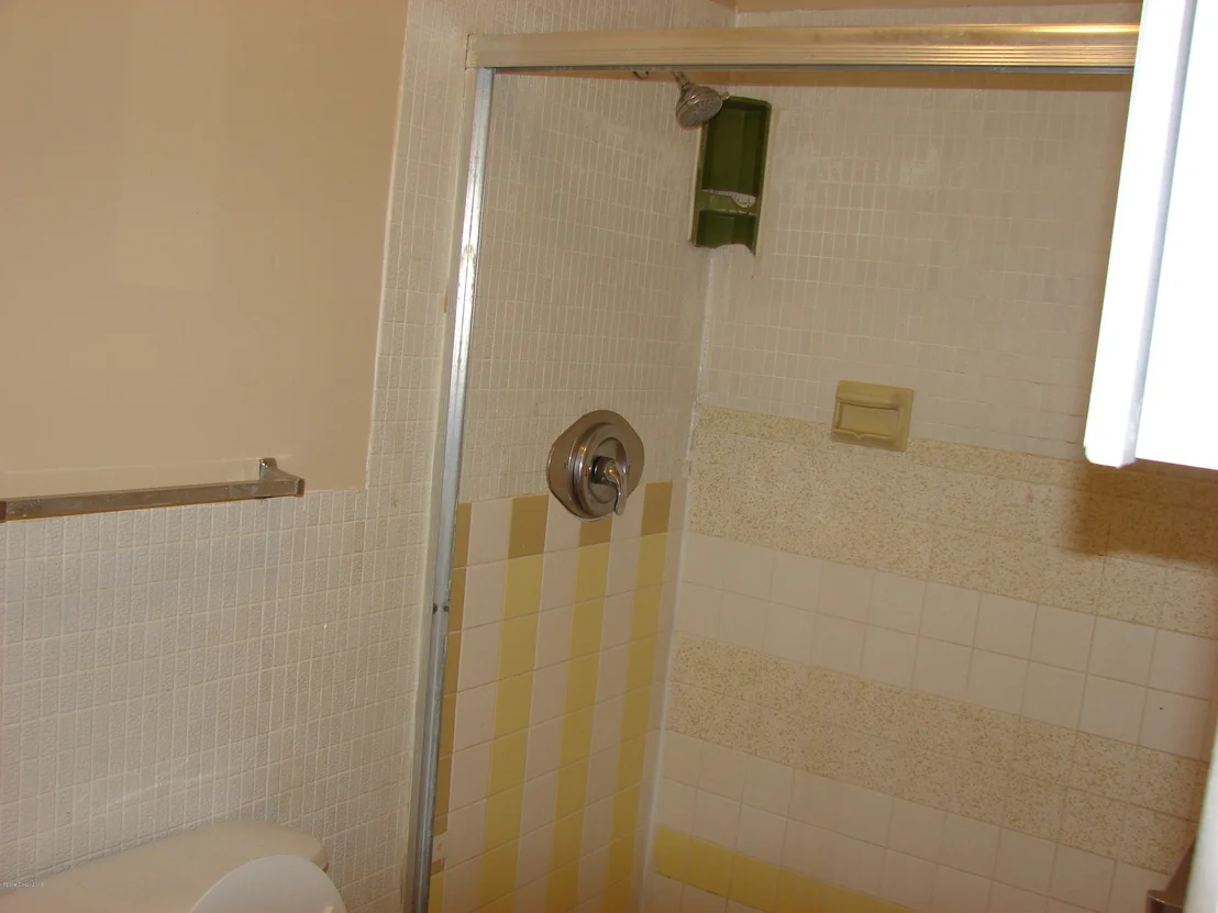 Photo of 1005 Jersey Lane NE