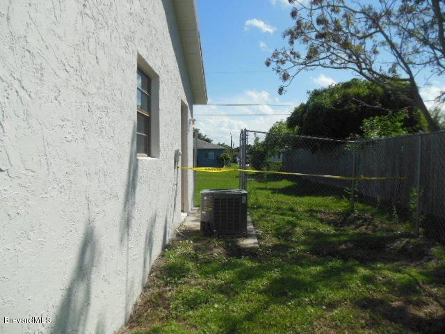 Photo of 1862 NE Fallon Boulevard