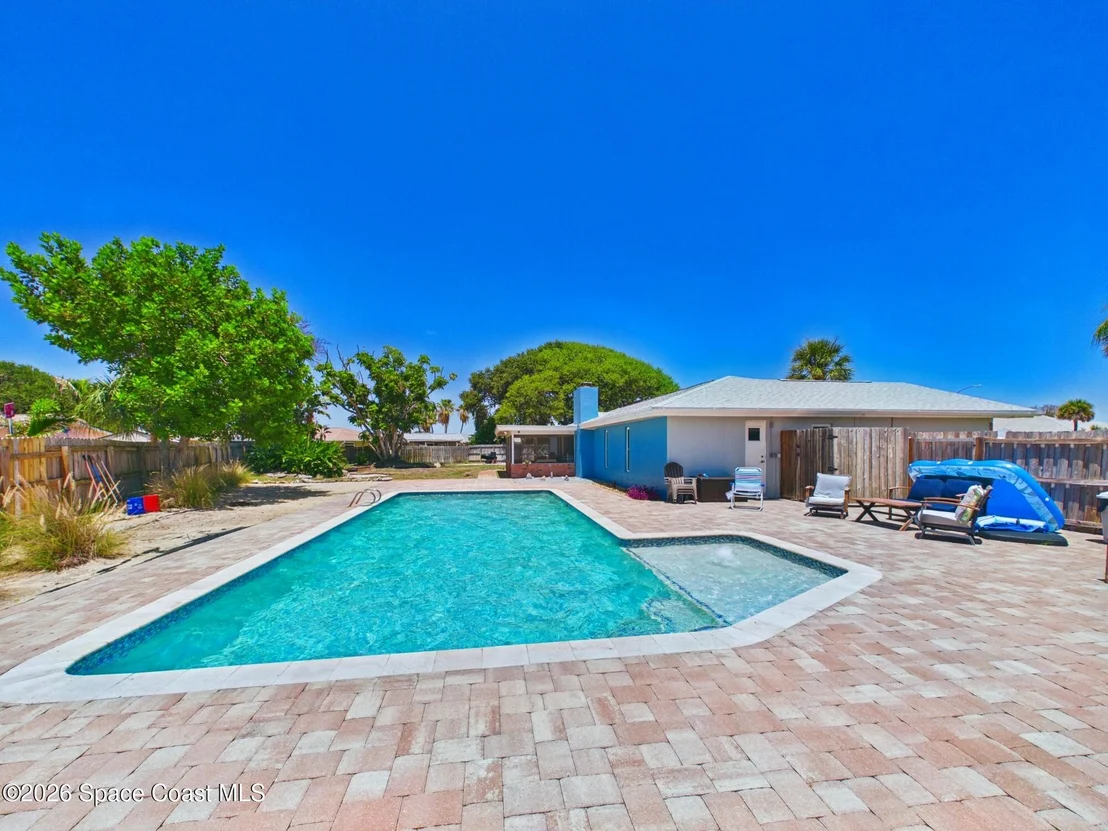 Photo of 645 Kingston Circle
