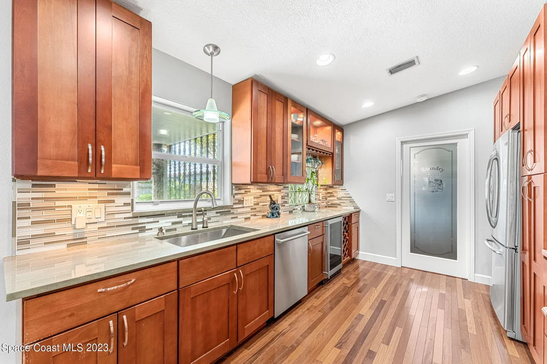 Photo of 425 Cinnamon Drive