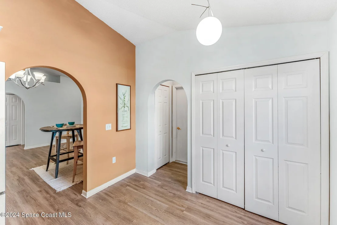 Photo of 8509 Ivanhoe Drive