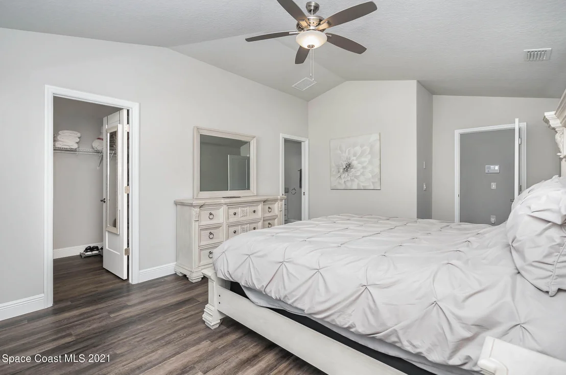 Photo of 1271 Buffing Circle SE