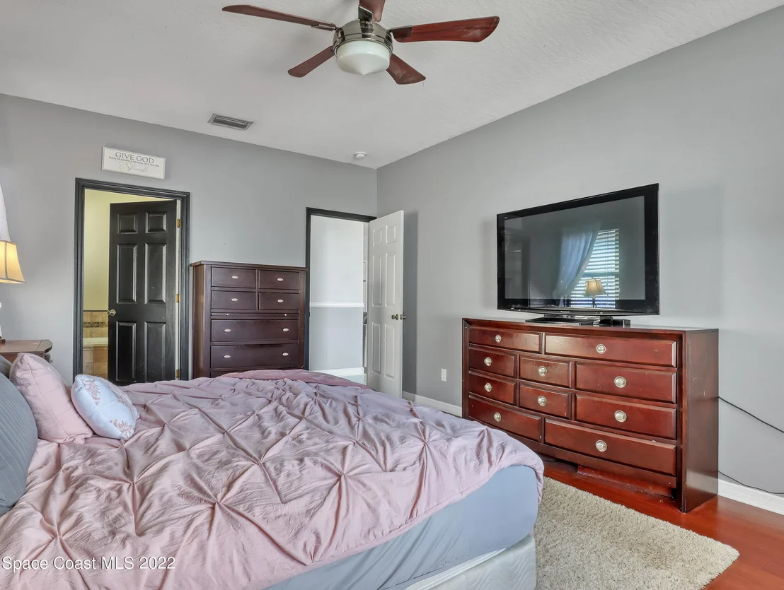 Photo of 74 Sedgewood Circle