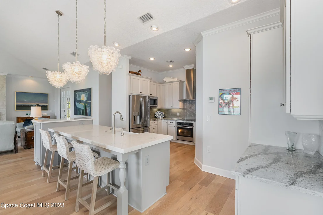 Photo of 413 N Indian River Drive