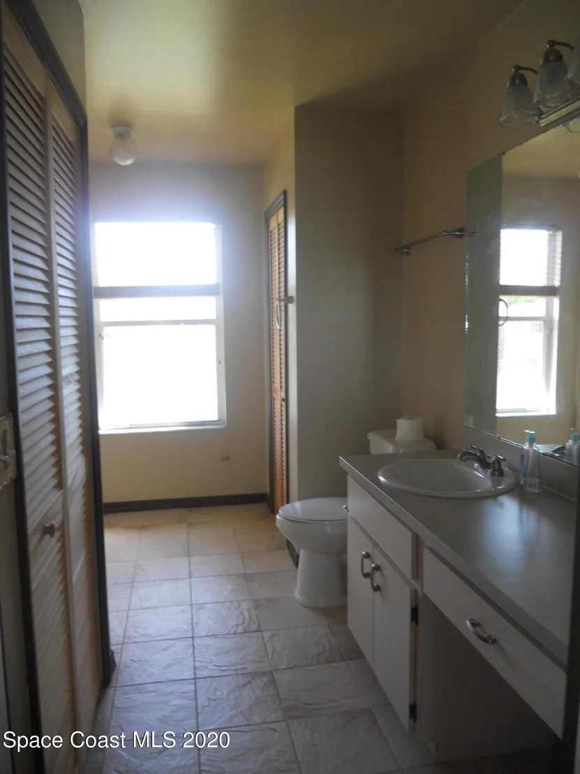 Photo of 136 Palm Circle