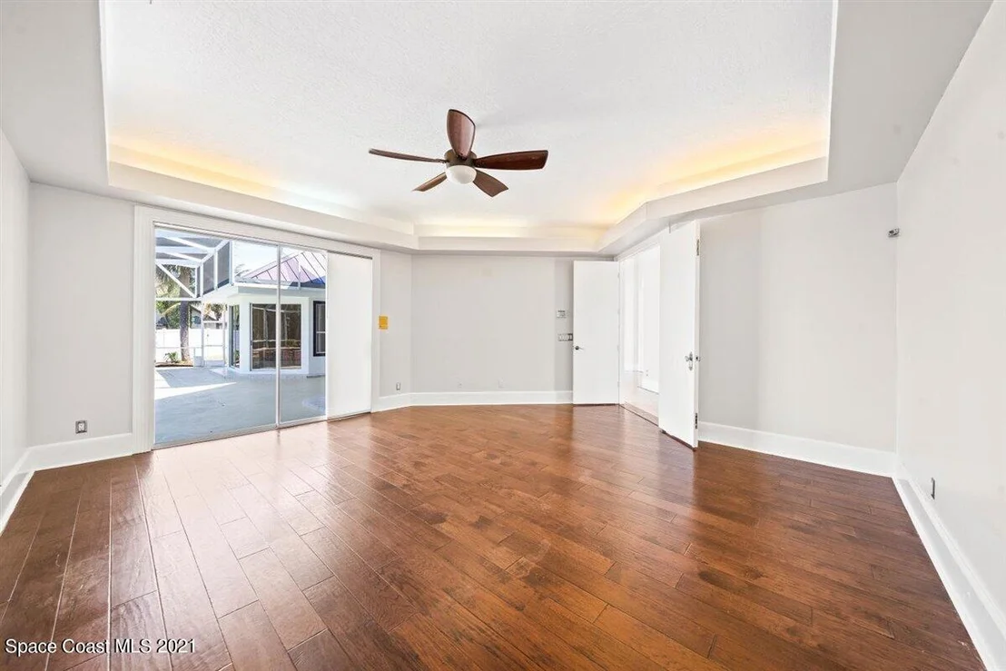 Photo of 680 Falcon Drive