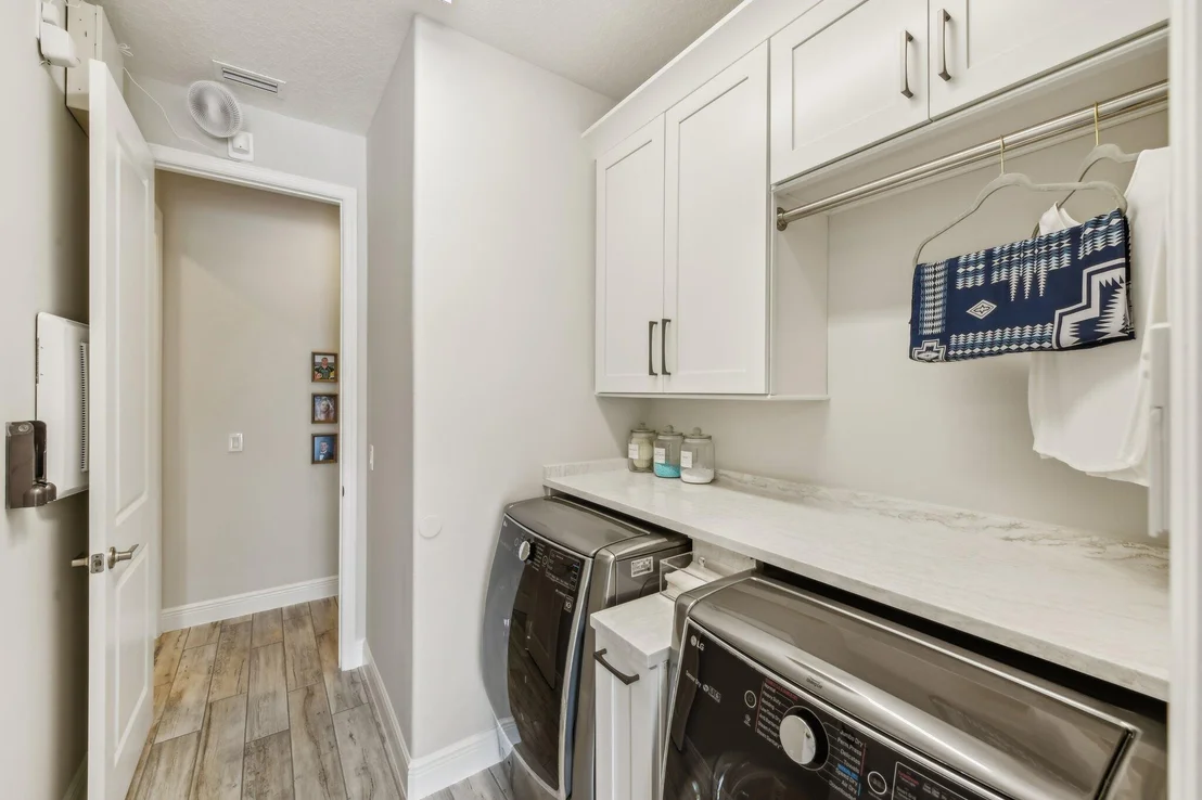 Photo of 7633 Poulicny Lane