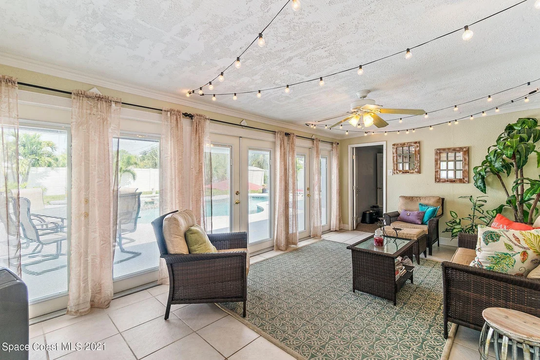 Photo of 1046 Pinetree Drive