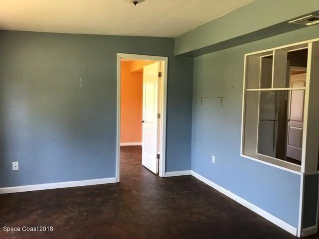 Photo of 2546 Coconut Drive