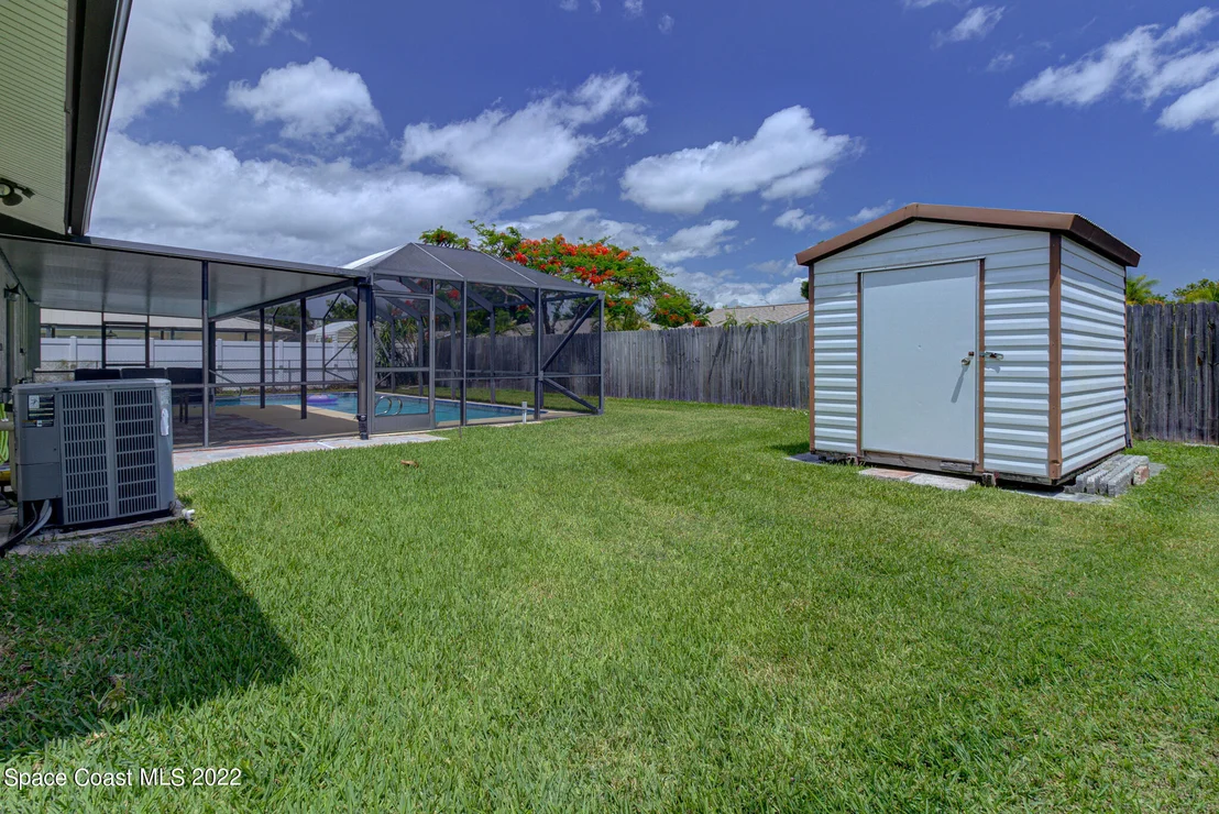 Photo of 2582 Wright Avenue