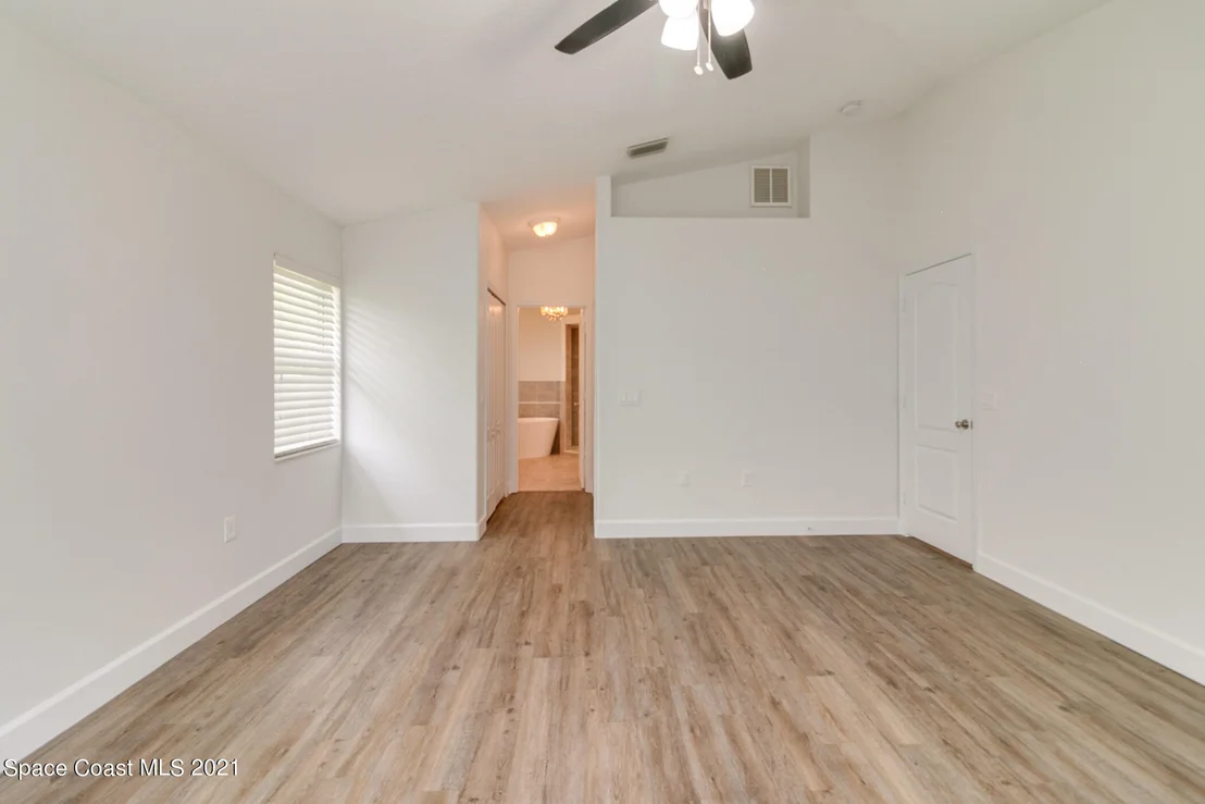 Photo of 1227 Winding Meadows Road