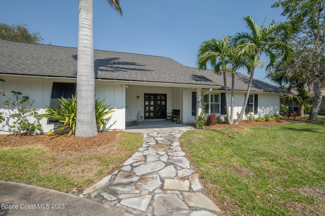 Photo of 460 Monaco Drive