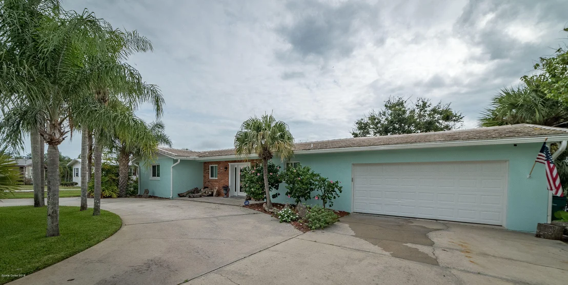 Photo of 1131 Rivermont Drive