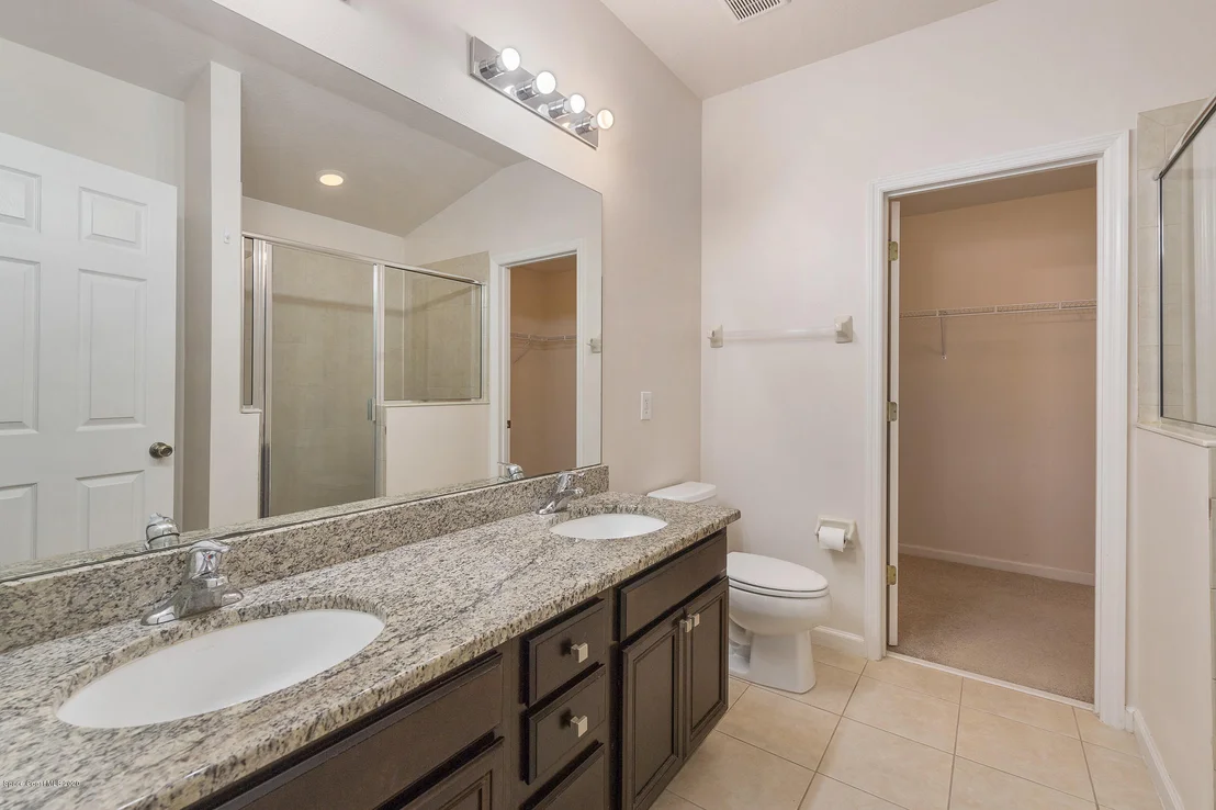 Photo of 335 Dryden Circle