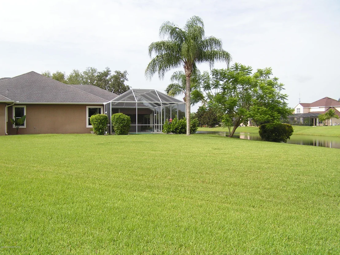 Photo of 1071 Stratford Place