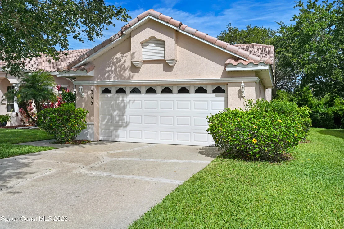 Photo of 368 Renaissance Avenue