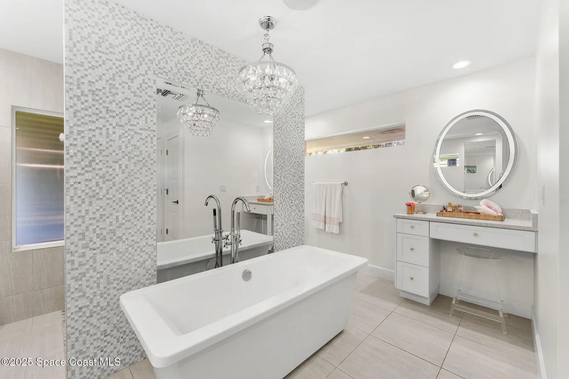 Photo of 606 Hibiscus Trail