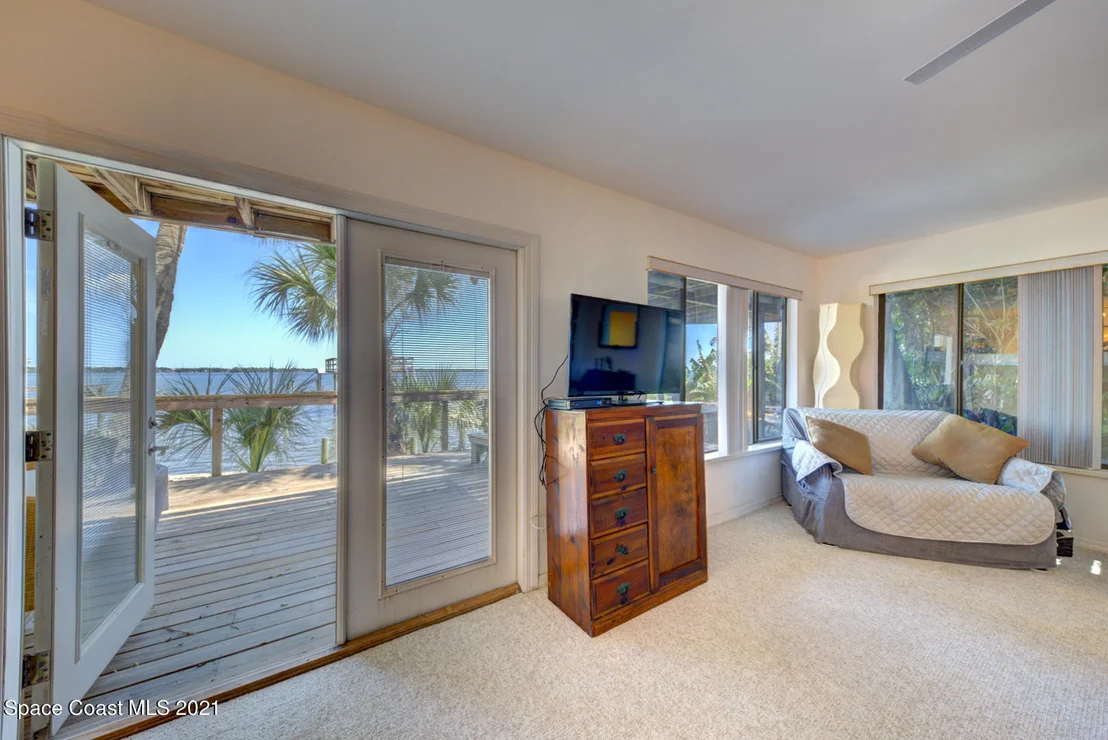Photo of 2006 N Indian River Drive