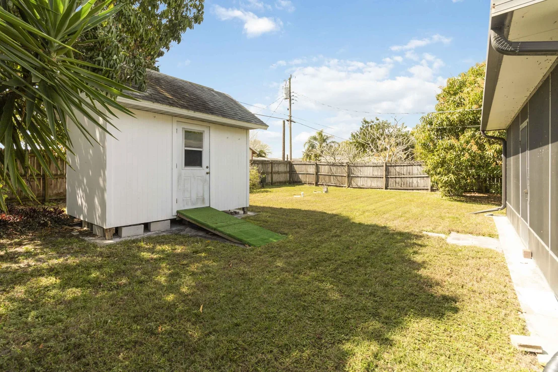 Photo of 2591 King Richard Road