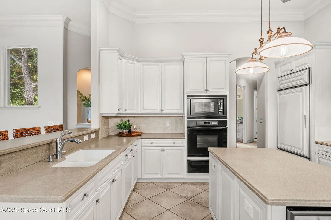 Photo of 804 Chatsworth Drive