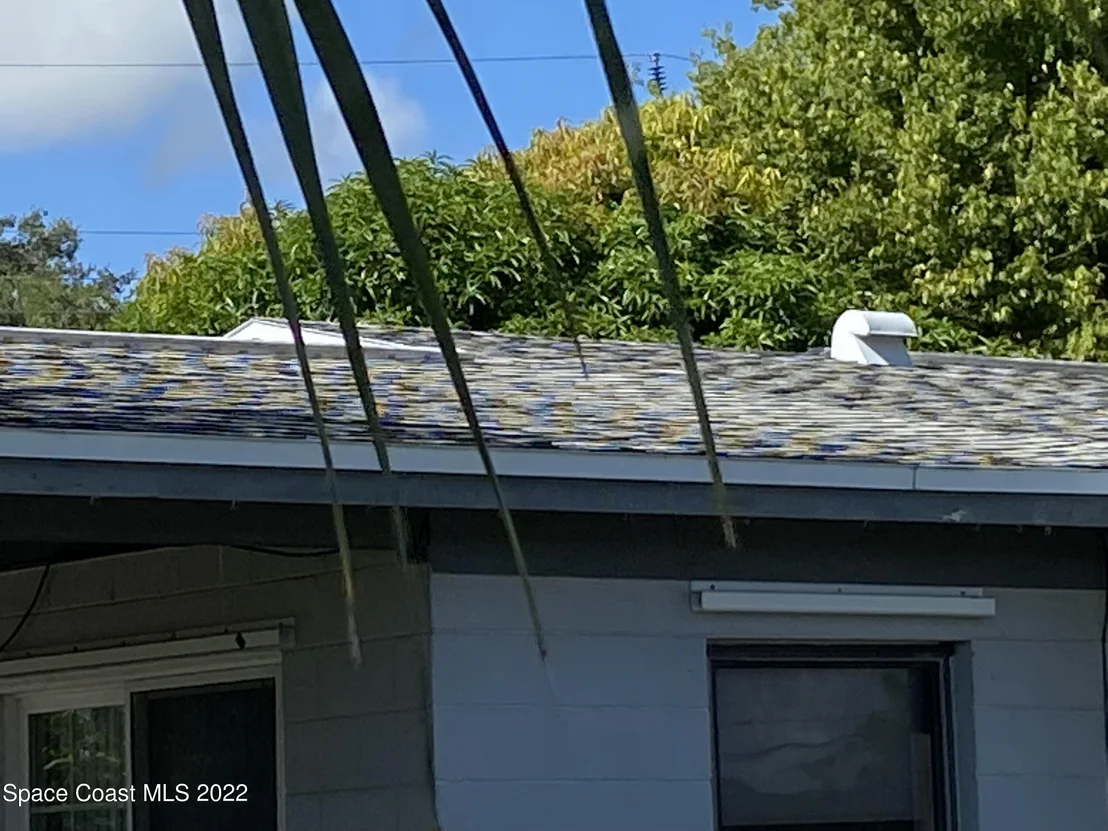Photo of 995 Beacon Road