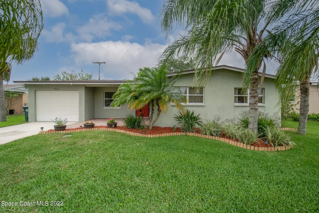 Photo of 1366 Estridge Drive